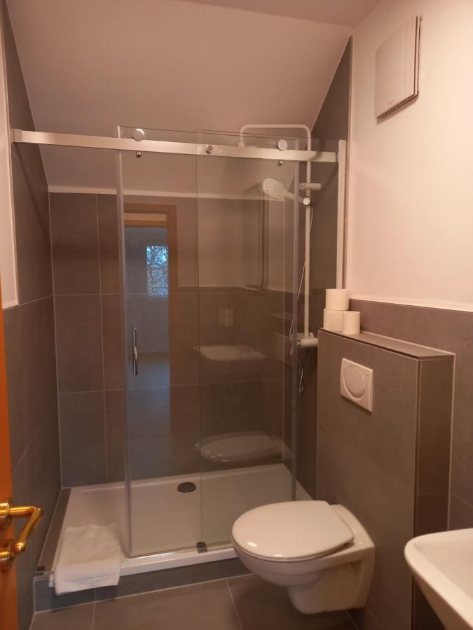 Zur Waldlust Hotel Frankfurt am Main Ngoại thất bức ảnh